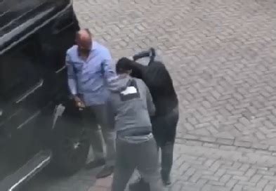 man beroofd van rolex|Video: Man beroofd van Rolex tijdens gewapende overval in .